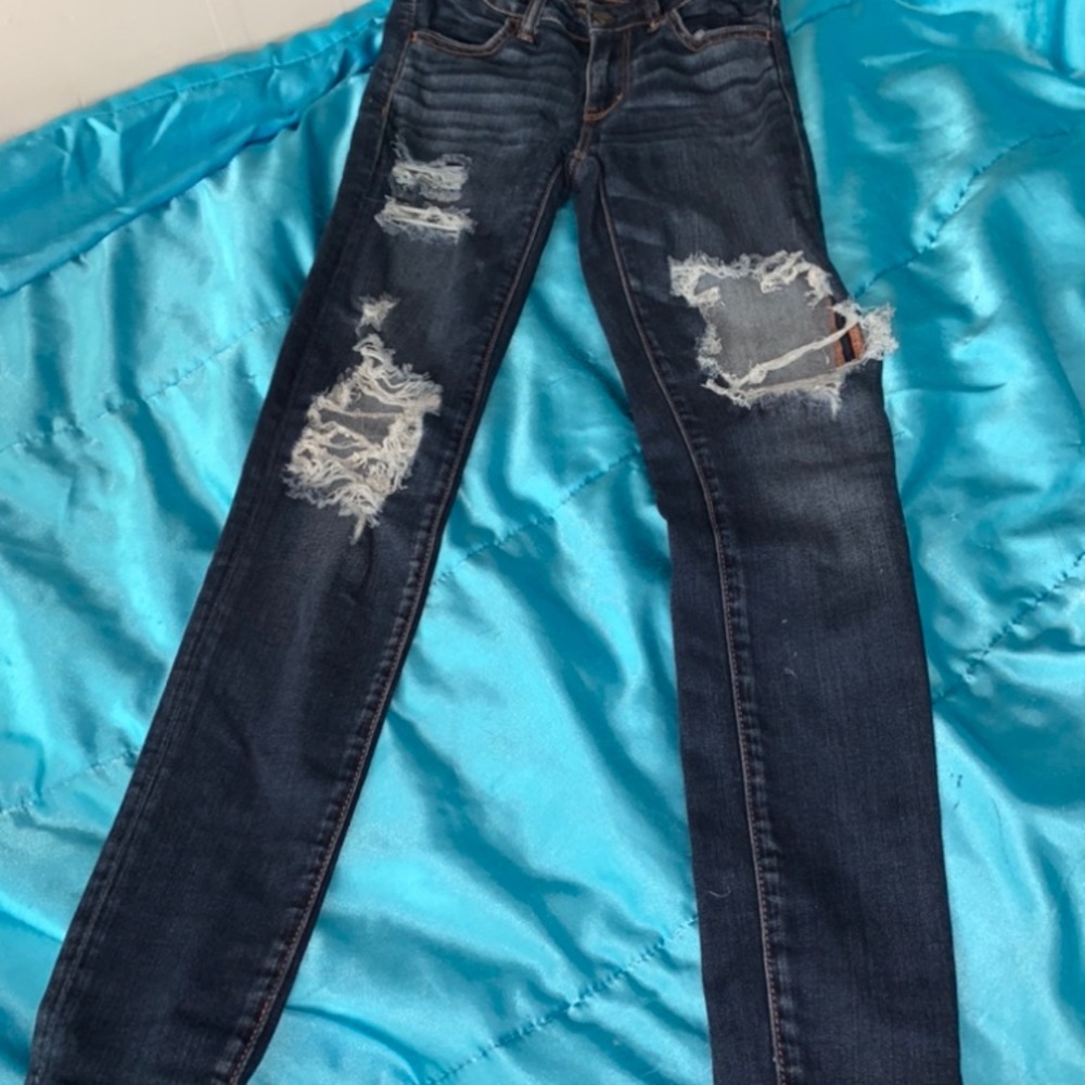 American eagle distressed skinny jeans
